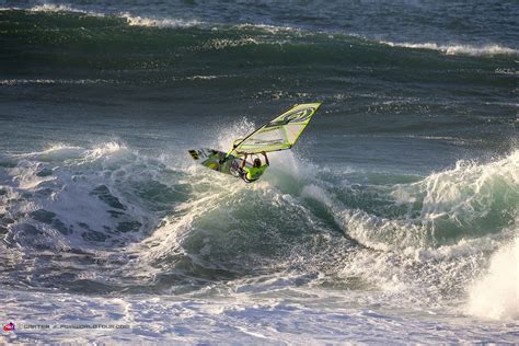 voyeur beach|Beach voyeur @ Aloha Tube.